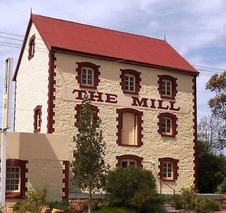 Flinders Ranges Motel - The Mill Quorn Екстериор снимка